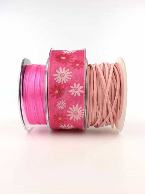 Tape package with 3 tapes