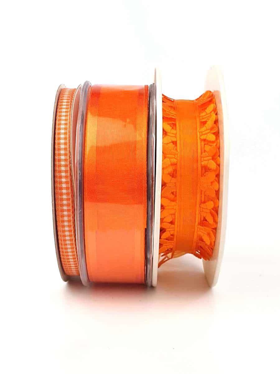 Tape package with 3 tapes