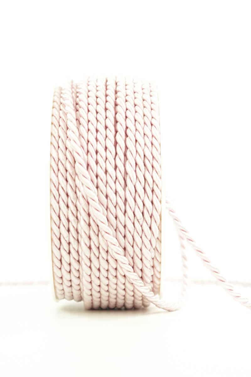 Cord, light pink, 6 mm thick