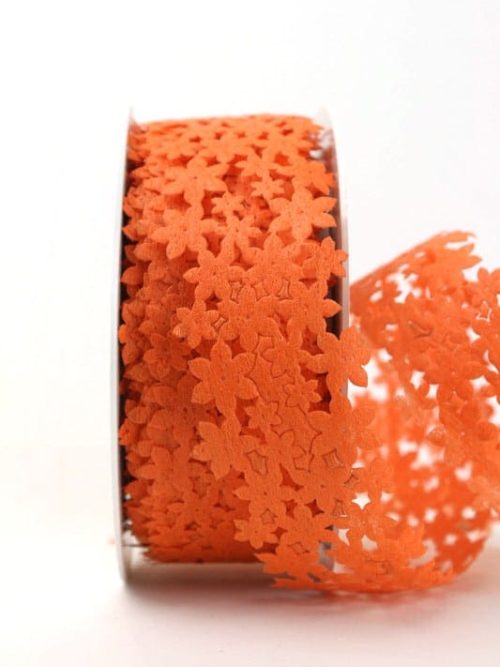 Decoration garland orange, punched out of fleece